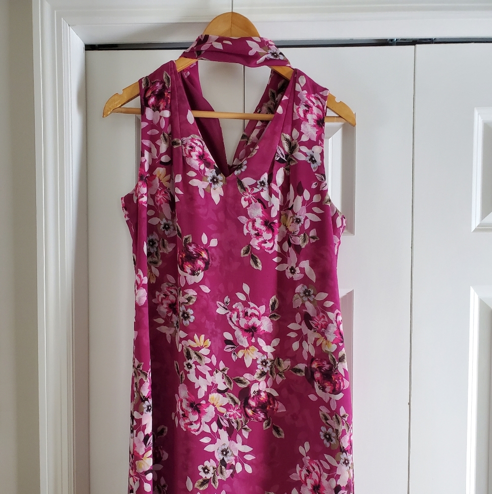 White House Black Market Floral Dress